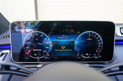 2025 Mercedes-Benz AMG S 63 E Performance   - Photo 37 - Sarasota, FL 34243