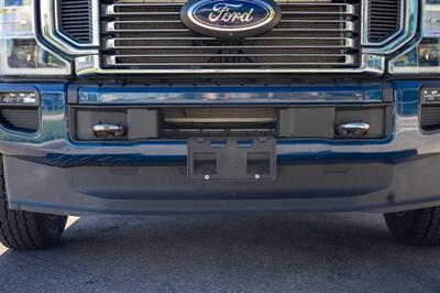 2022 Ford F-450 Platinum   - Photo 17 - Sarasota, FL 34243