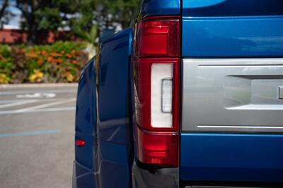 2022 Ford F-450 Platinum   - Photo 21 - Sarasota, FL 34243
