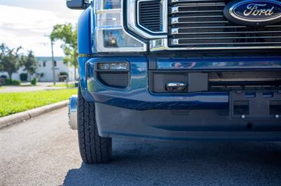 2022 Ford F-450 Platinum   - Photo 18 - Sarasota, FL 34243