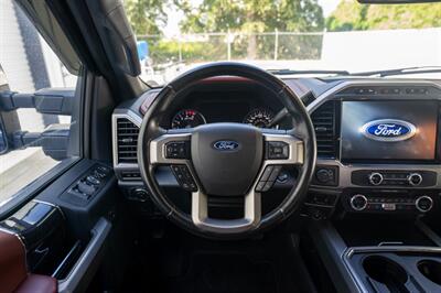 2022 Ford F-450 Platinum   - Photo 33 - Sarasota, FL 34243
