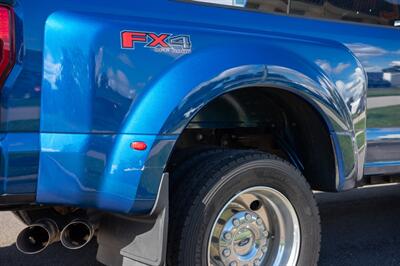 2022 Ford F-450 Platinum   - Photo 23 - Sarasota, FL 34243