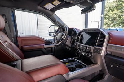 2022 Ford F-450 Platinum   - Photo 28 - Sarasota, FL 34243