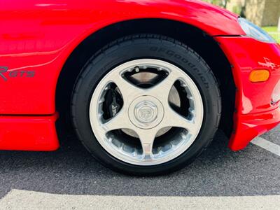 1997 Dodge Viper GTS   - Photo 24 - Sarasota, FL 34243