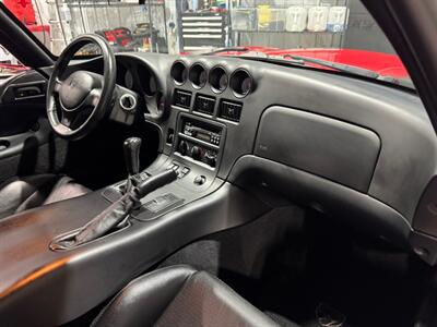1997 Dodge Viper GTS   - Photo 35 - Sarasota, FL 34243