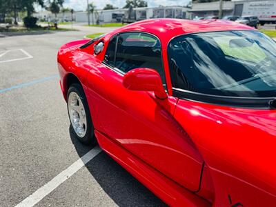 1997 Dodge Viper GTS   - Photo 21 - Sarasota, FL 34243