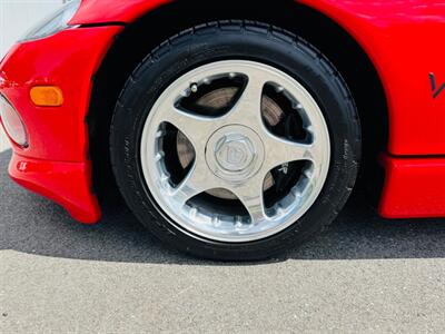 1997 Dodge Viper GTS   - Photo 25 - Sarasota, FL 34243