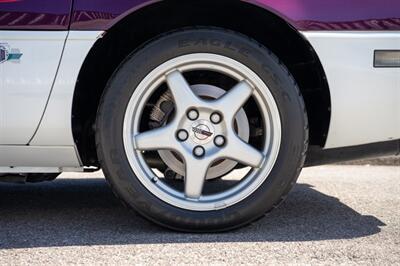1995 Chevrolet Corvette PACE CAR   - Photo 21 - Sarasota, FL 34243