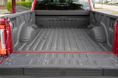 2025 Ford F-450 Super Duty Platinum Plus   - Photo 24 - Sarasota, FL 34243