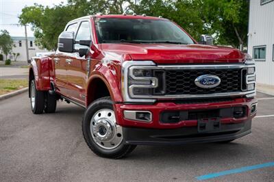 2025 Ford F-450 Super Duty Platinum Plus   - Photo 1 - Sarasota, FL 34243