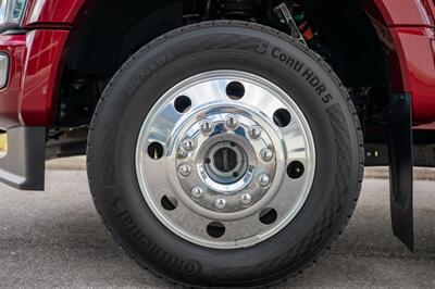 2025 Ford F-450 Super Duty Platinum Plus   - Photo 18 - Sarasota, FL 34243