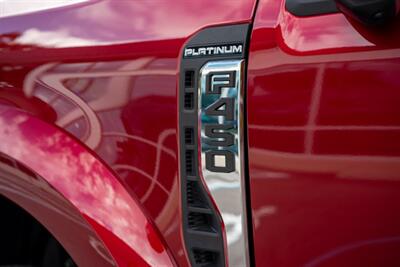 2025 Ford F-450 Super Duty Platinum Plus   - Photo 22 - Sarasota, FL 34243