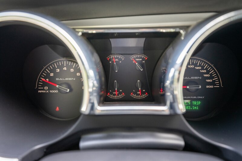 2005 Ford Mustang GT Deluxe - Photo 40 - Sarasota, FL 34243