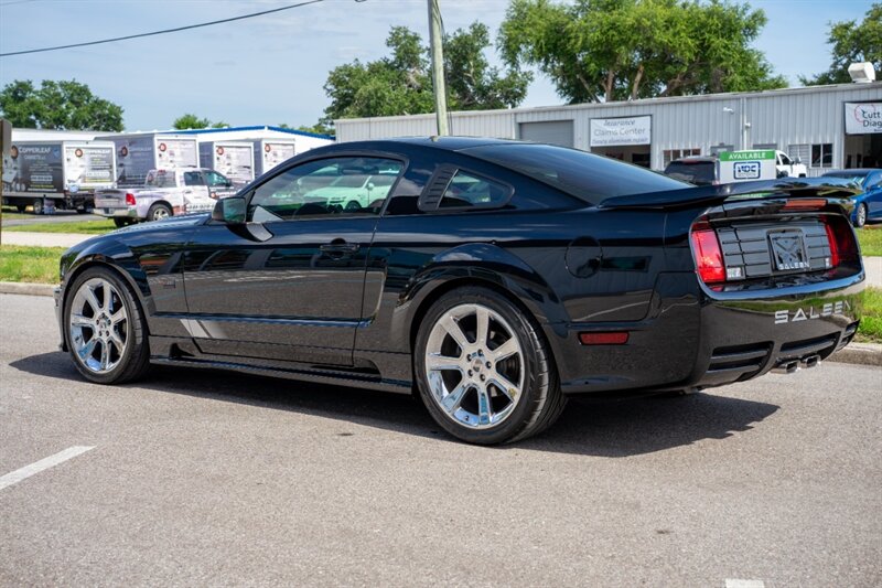 2005 Ford Mustang GT Deluxe - Photo 7 - Sarasota, FL 34243