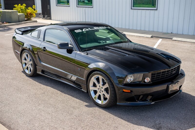 2005 Ford Mustang GT Deluxe - Photo 25 - Sarasota, FL 34243