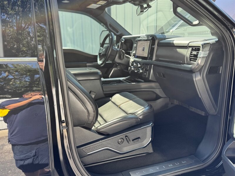 2024 Ford F-450 Super Duty Platinum FX4 H.O DIESEL - Photo 39 - Sarasota, FL 34243