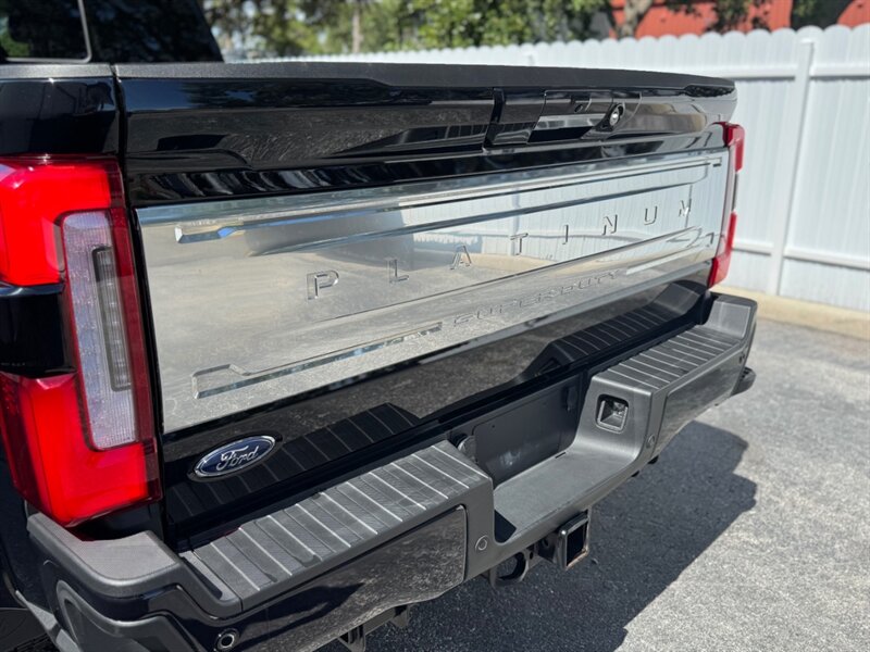 2024 Ford F-450 Super Duty Platinum FX4 H.O DIESEL - Photo 19 - Sarasota, FL 34243