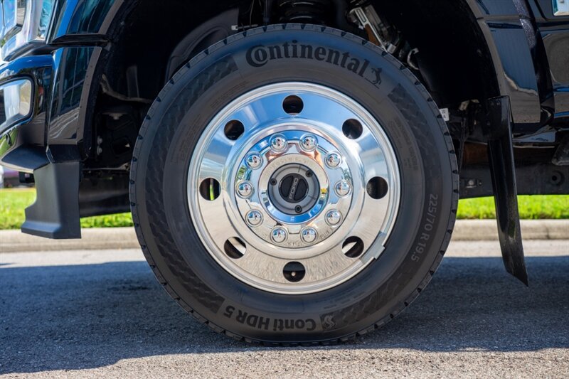 2024 Ford F-450 Super Duty Platinum FX4 H.O DIESEL - Photo 19 - Sarasota, FL 34243