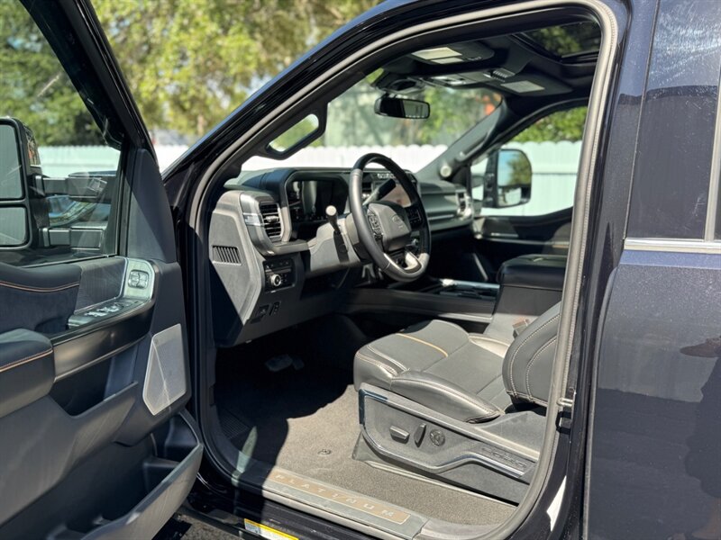 2024 Ford F-450 Super Duty Platinum FX4 H.O DIESEL - Photo 27 - Sarasota, FL 34243