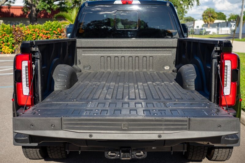 2024 Ford F-450 Super Duty Platinum FX4 H.O DIESEL - Photo 32 - Sarasota, FL 34243