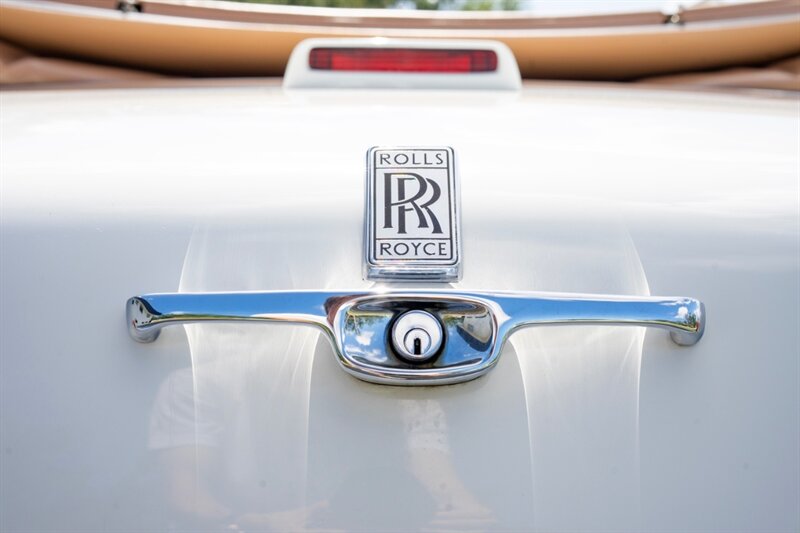 1994 Rolls-Royce Corniche IV - Photo 24 - Sarasota, FL 34243