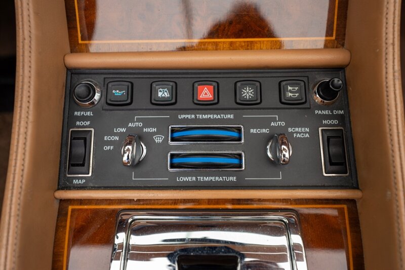 1994 Rolls-Royce Corniche IV - Photo 46 - Sarasota, FL 34243