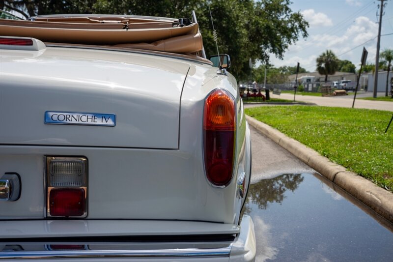 1994 Rolls-Royce Corniche IV - Photo 18 - Sarasota, FL 34243