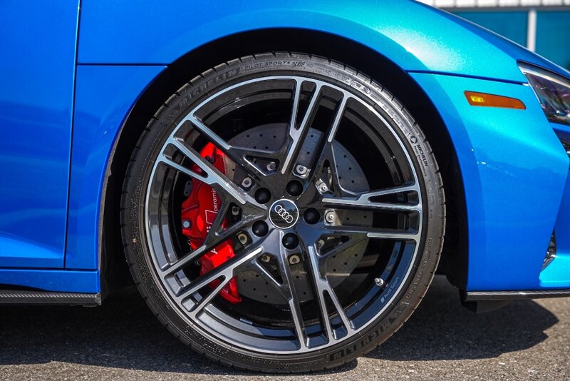 2023 Audi R8 5.2 quattro V10 performance - Photo 28 - Sarasota, FL 34243
