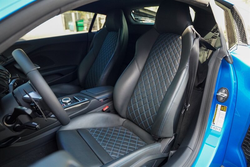 2023 Audi R8 5.2 quattro V10 performance - Photo 47 - Sarasota, FL 34243