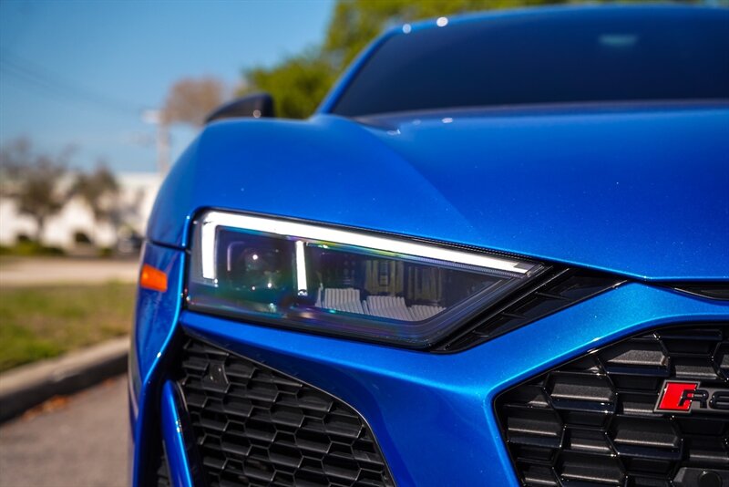 2023 Audi R8 5.2 quattro V10 performance - Photo 21 - Sarasota, FL 34243