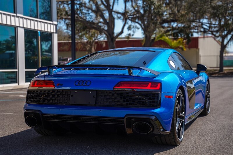 2023 Audi R8 5.2 quattro V10 performance - Photo 9 - Sarasota, FL 34243