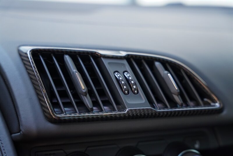 2023 Audi R8 5.2 quattro V10 performance - Photo 53 - Sarasota, FL 34243