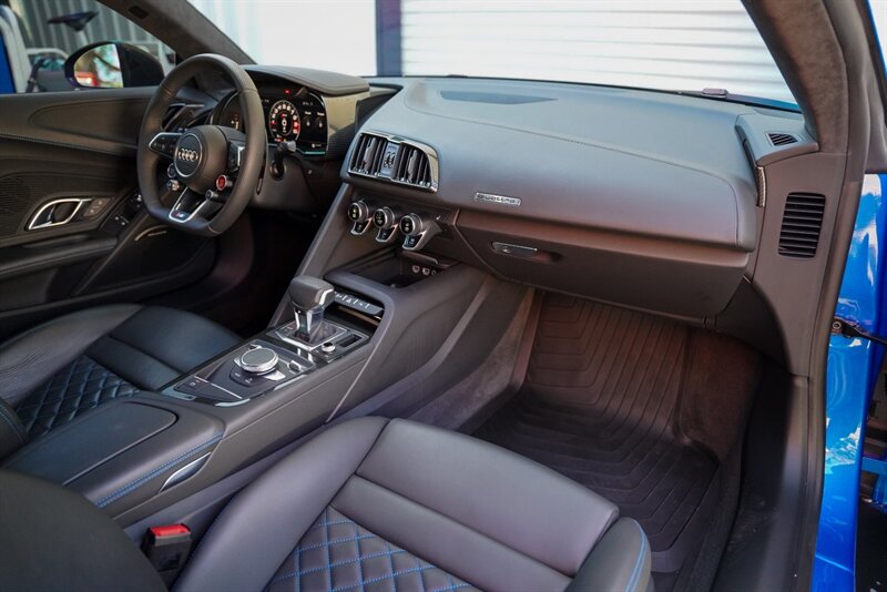 2023 Audi R8 5.2 quattro V10 performance - Photo 72 - Sarasota, FL 34243