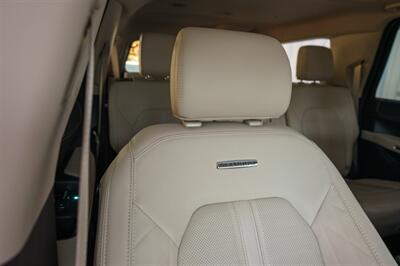 2024 Ford Expedition MAX Platinum - Photo 35 - Sarasota, FL 34243