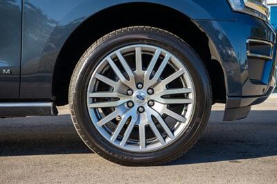 2024 Ford Expedition MAX Platinum - Photo 18 - Sarasota, FL 34243