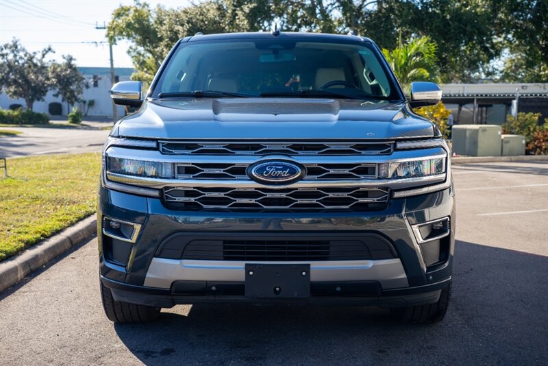 2024 Ford Expedition MAX Platinum - Photo 2 - Sarasota, FL 34243