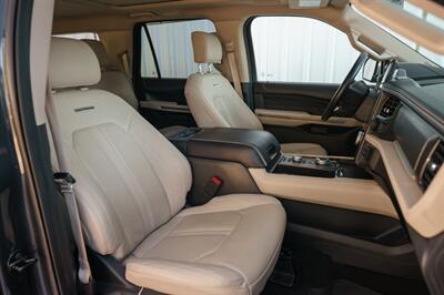 2024 Ford Expedition MAX Platinum - Photo 34 - Sarasota, FL 34243