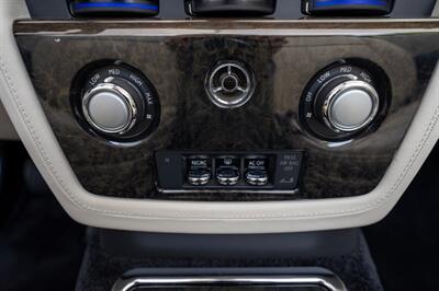 2013 Rolls-Royce Phantom Drophead Coupe   - Photo 52 - Sarasota, FL 34243