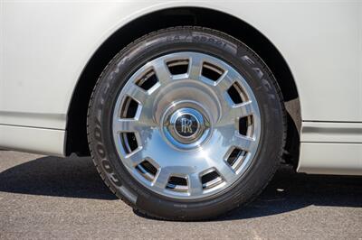 2013 Rolls-Royce Phantom Drophead Coupe   - Photo 28 - Sarasota, FL 34243