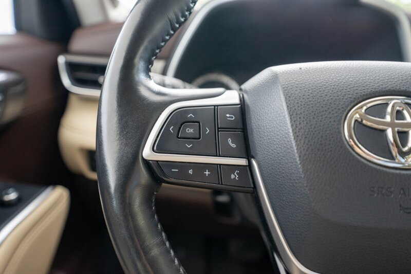2022 Toyota Highlander Limited   - Photo 33 - Sarasota, FL 34243