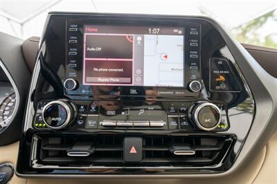 2022 Toyota Highlander Limited   - Photo 43 - Sarasota, FL 34243