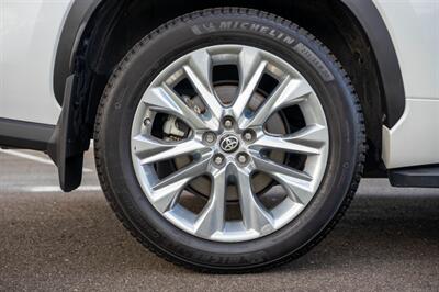 2022 Toyota Highlander Limited   - Photo 22 - Sarasota, FL 34243