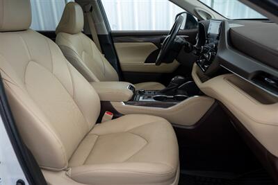 2022 Toyota Highlander Limited   - Photo 41 - Sarasota, FL 34243