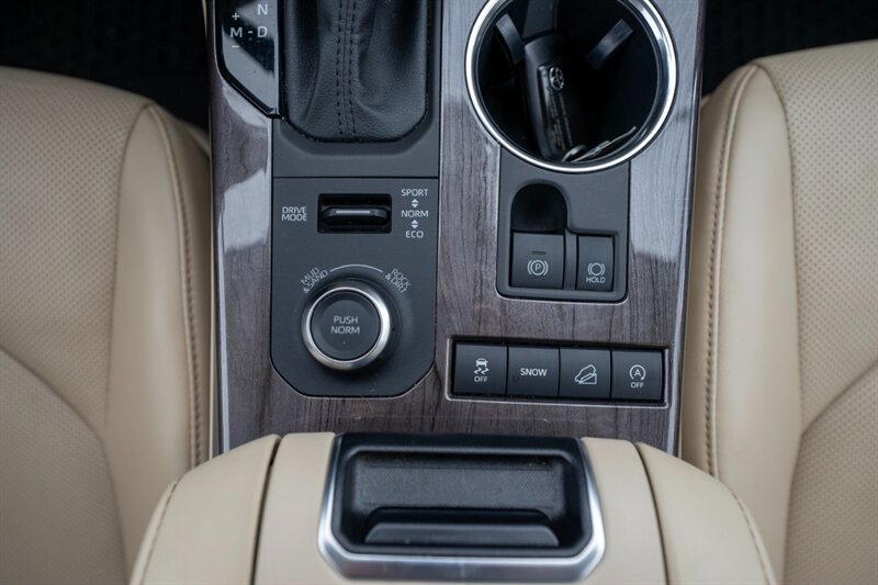 2022 Toyota Highlander Limited   - Photo 31 - Sarasota, FL 34243