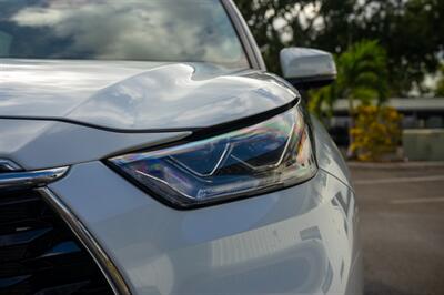 2022 Toyota Highlander Limited   - Photo 12 - Sarasota, FL 34243