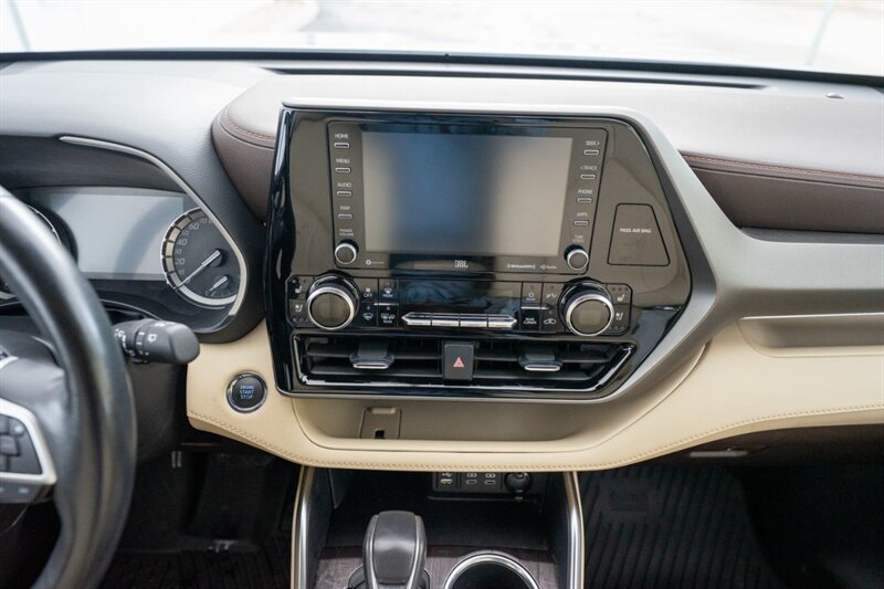 2022 Toyota Highlander Limited   - Photo 30 - Sarasota, FL 34243