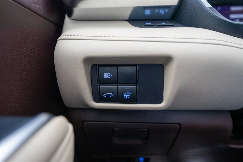 2022 Toyota Highlander Limited   - Photo 44 - Sarasota, FL 34243