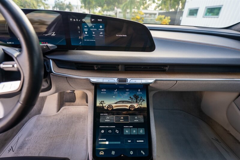 2023 Lucid Air Touring Touring   - Photo 48 - Sarasota, FL 34243
