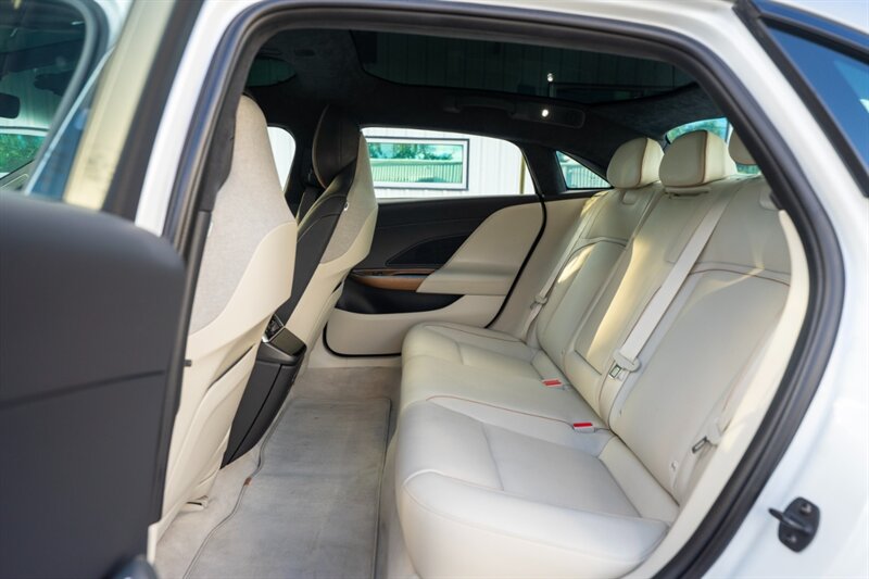 2023 Lucid Air Touring Touring   - Photo 56 - Sarasota, FL 34243