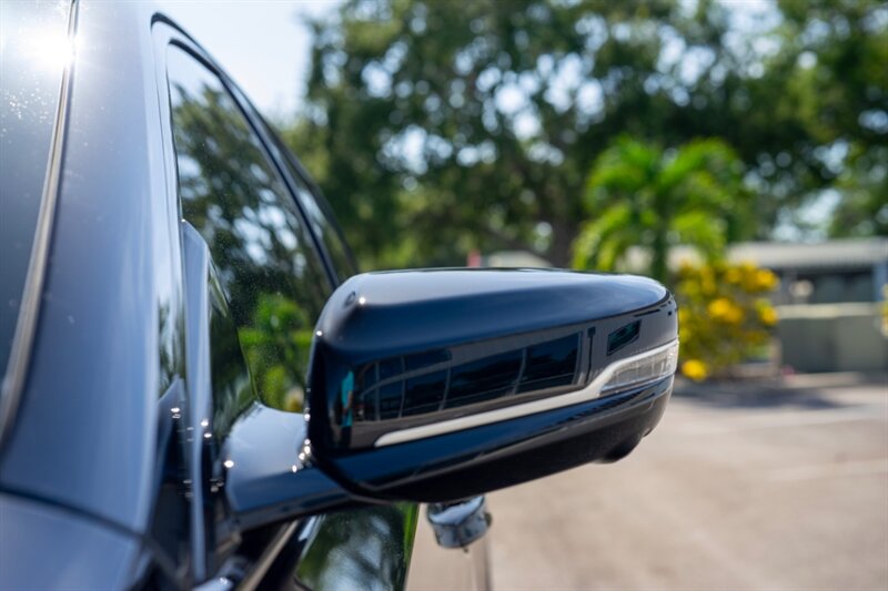 2025 Cadillac CT5-V Blackwing - Photo 24 - Sarasota, FL 34243